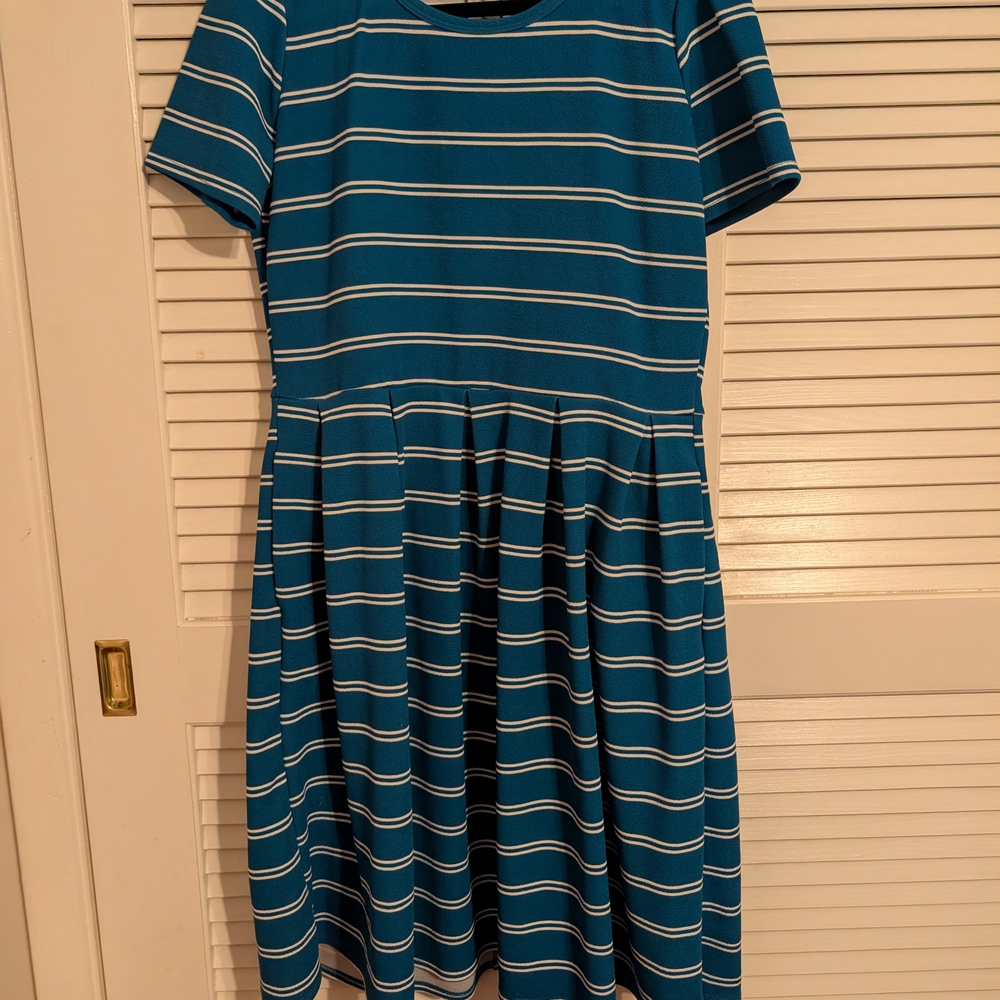 LuLaRoe Striped Dress With Pockets
